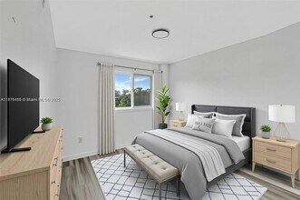 2280 SW 32nd Ave in Miami, FL - Building Photo - Building Photo