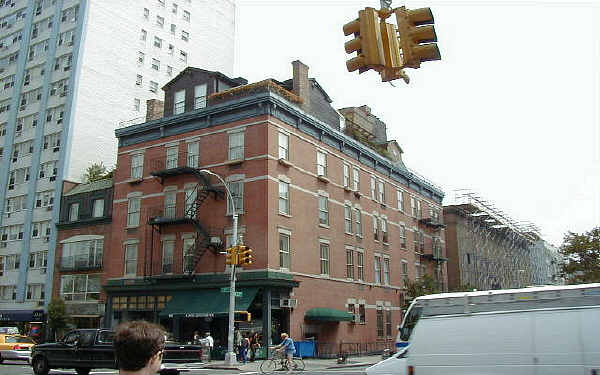 109 Third Ave
