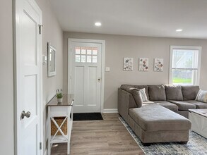 309 W Holly Oak Rd, Unit UnitA - The Retreat in Wilmington, DE - Building Photo - Building Photo