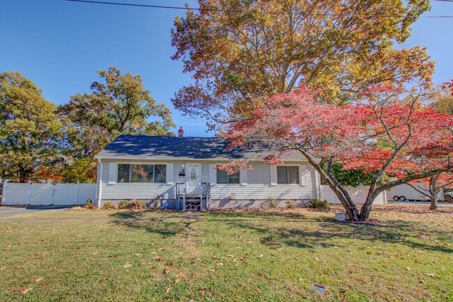 property at 200 Cynthia Dr