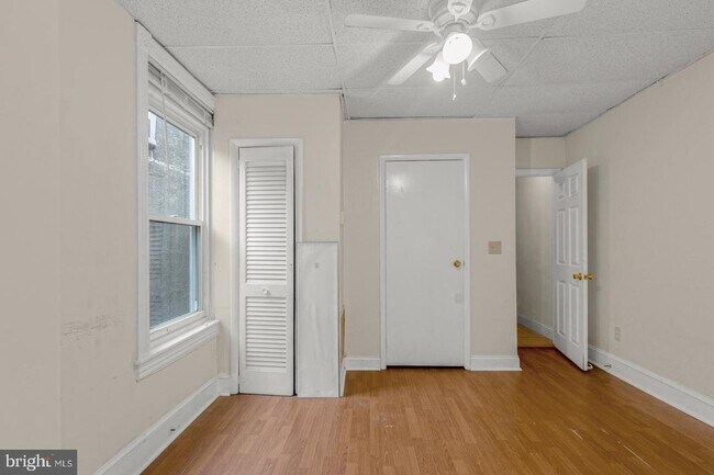 4034 BARING St-Unit -2 in Philadelphia, PA - Building Photo - Building Photo