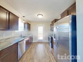 2945 Lancelot Ln in Clarksville, TN - Building Photo - Building Photo