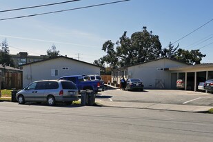 65 S Madeira Ave in Salinas, CA - Building Photo