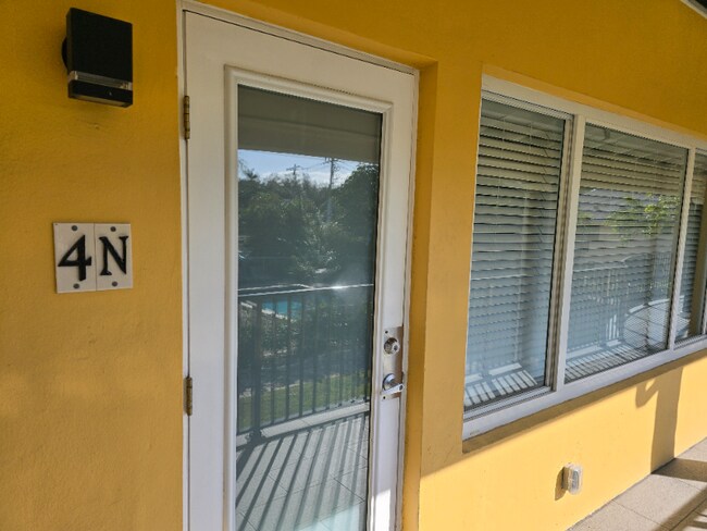 717 NE 1st St-Unit -4N in Delray Beach, FL - Building Photo - Building Photo