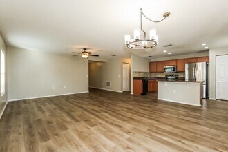 4326 Fieldview Cir in Wesley Chapel, FL - Building Photo - Building Photo