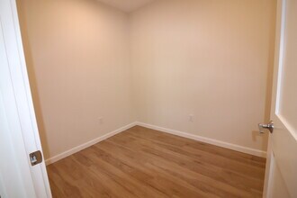 458 Washington St, Unit 203 in Boston, MA - Building Photo - Building Photo