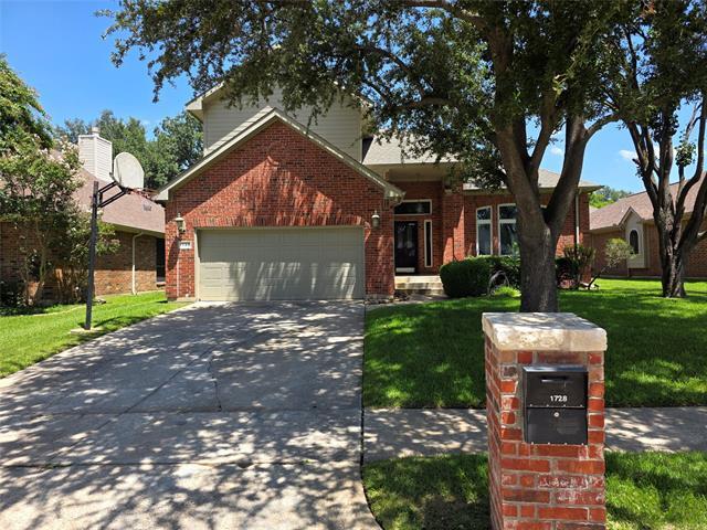 property at 1728 Forest Glen Dr