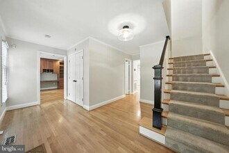 10198 Cedar Pond Dr in Vienna, VA - Building Photo - Building Photo