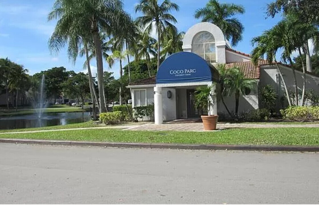 721 Lyons Rd, Unit 721 Lyons Rd in Coconut Creek, FL - Building Photo