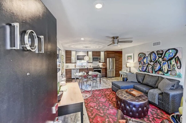 510 Queens Rd in Charlotte, NC - Foto de edificio - Building Photo