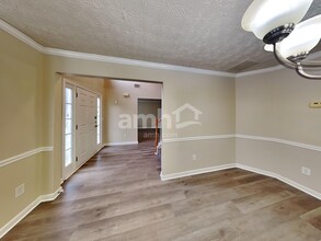 1822 Millwood Park Ct in Buford, GA - Foto de edificio - Building Photo