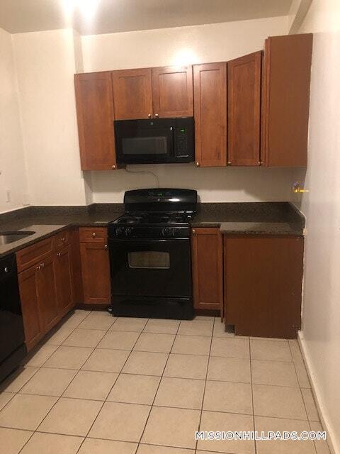 5 Fairland St, Unit 1 in Boston, MA - Building Photo - Building Photo