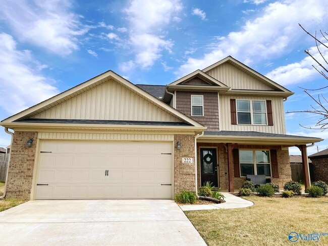 222 Maggie Mance Ln