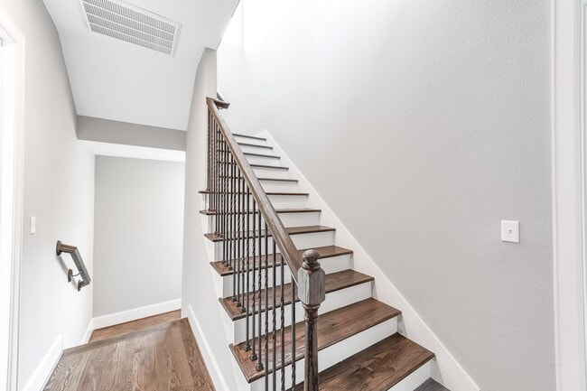 property at 4609 Nett St