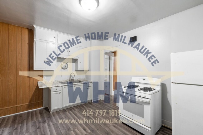 property at 2251 N 41st St