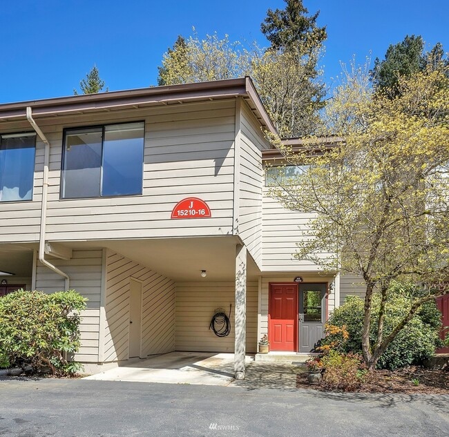 property at 15212 Sunwood Blvd