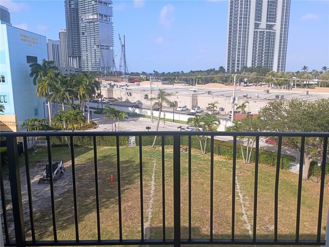 property at 18100 Atlantic Blvd