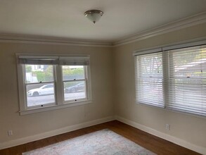 859 N Gardner St in Los Angeles, CA - Building Photo - Building Photo