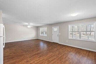 1004 Bragg St in Farmville, VA - Building Photo - Building Photo