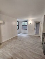 1426 Rhode Island Ave NW, Unit B2 in Washington, DC - Building Photo