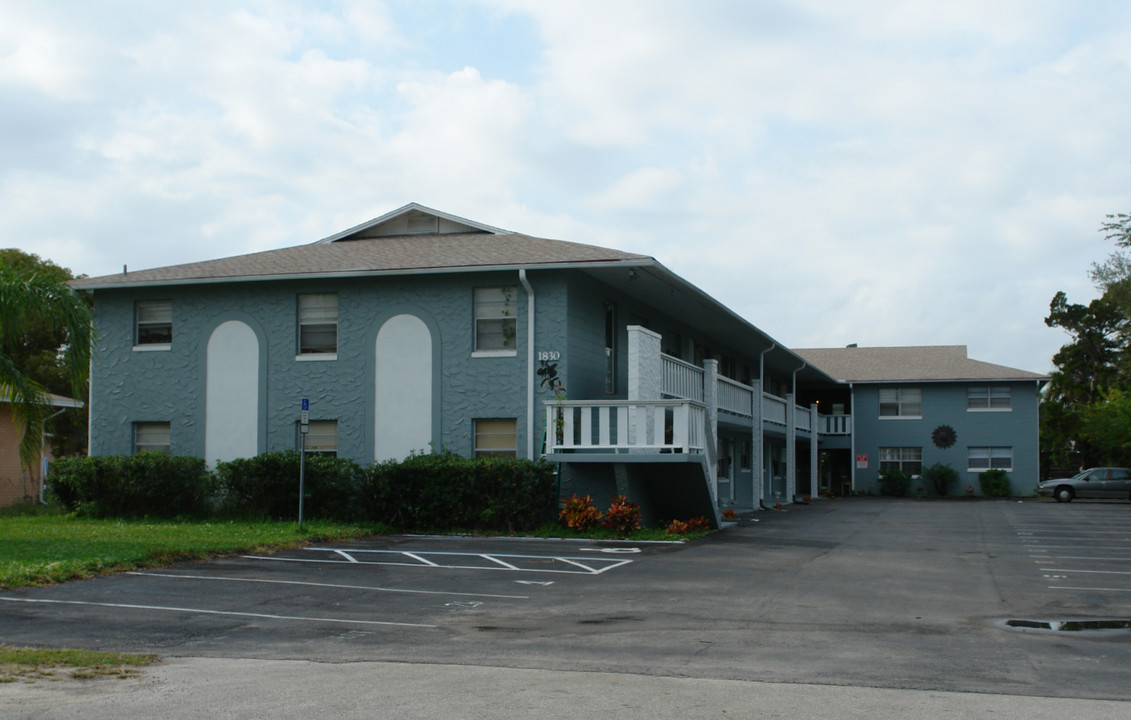 1830 S Palmetto Ave in Daytona Beach, FL - Building Photo