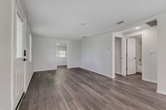 2222 Peachtree St in Lakeland, FL - Building Photo - Building Photo