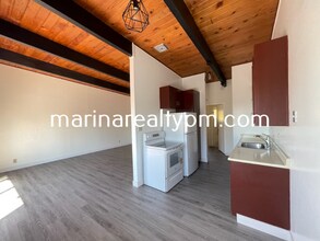 129-191 Hilborn St in Vallejo, CA - Building Photo - Building Photo