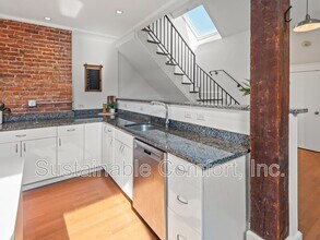 28 Adams St in Worcester, MA - Building Photo - Building Photo