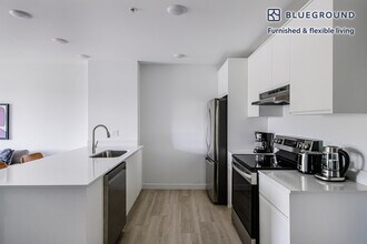 2201 Polk St in Hollywood, FL - Building Photo - Building Photo