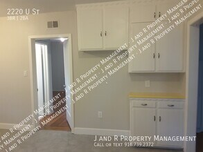 2220 U St in Sacramento, CA - Building Photo - Building Photo