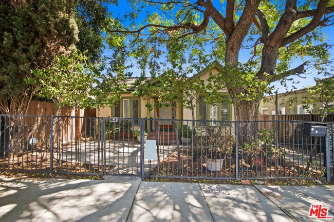 property at 1246 N Genesee Ave