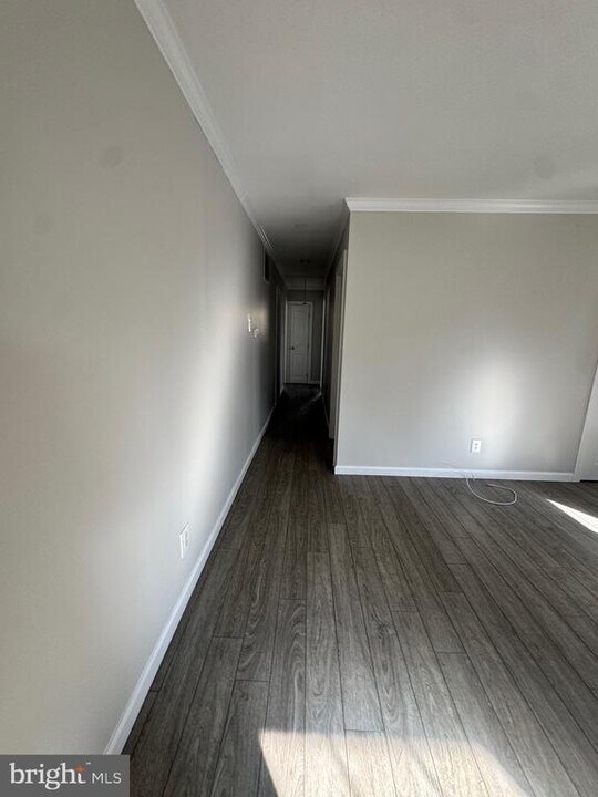 615 Jackson Ave in Magnolia, NJ - Building Photo