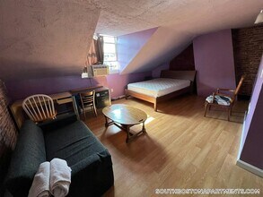 151 Dorchester St in Boston, MA - Building Photo - Building Photo