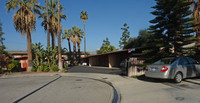 351 E Rossellen Pl in Covina, CA - Foto de edificio - Building Photo