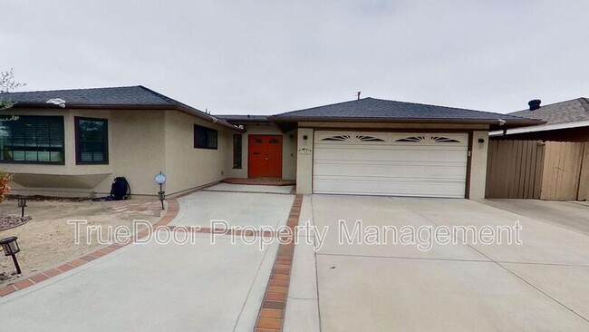 14881 Sunnycrest Ln in Huntington Beach, CA - Building Photo - Building Photo