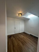 15 N Clinton St in Poughkeepsie, NY - Foto de edificio - Building Photo