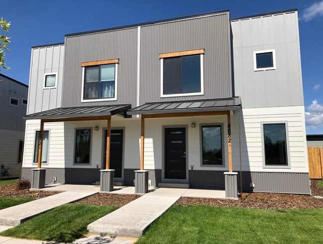 property at 4712 Giada Dr