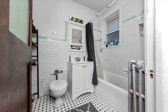 3449 N Elaine Pl in Chicago, IL - Building Photo - Building Photo