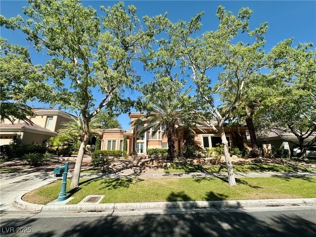 2025 Grouse St in Las Vegas, NV - Building Photo - Building Photo