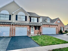 24 Pennridge Ave in Mountville, PA - Building Photo