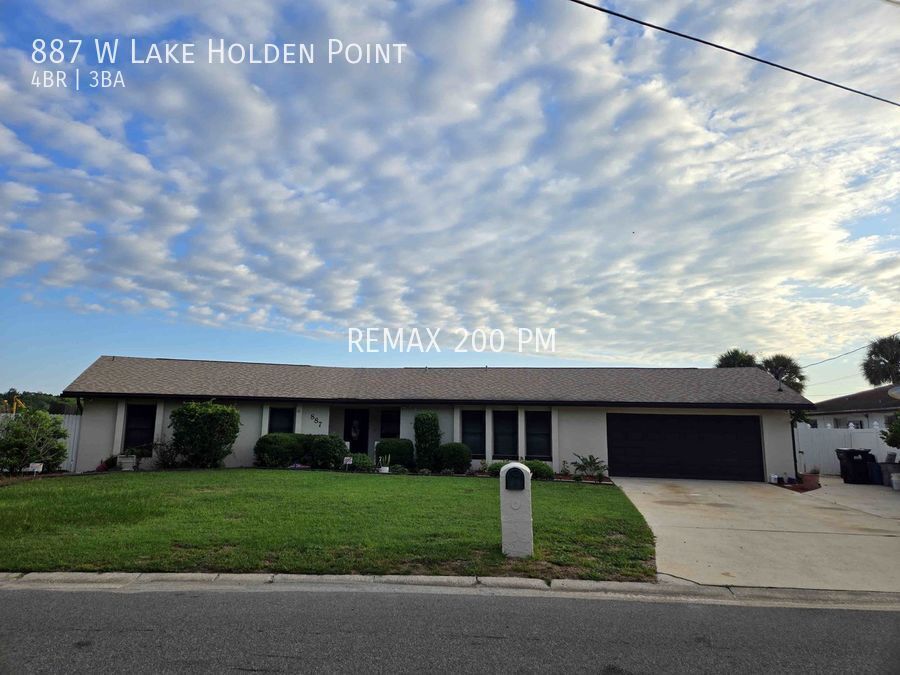 887 W Lake Holden Point in Orlando, FL - Building Photo