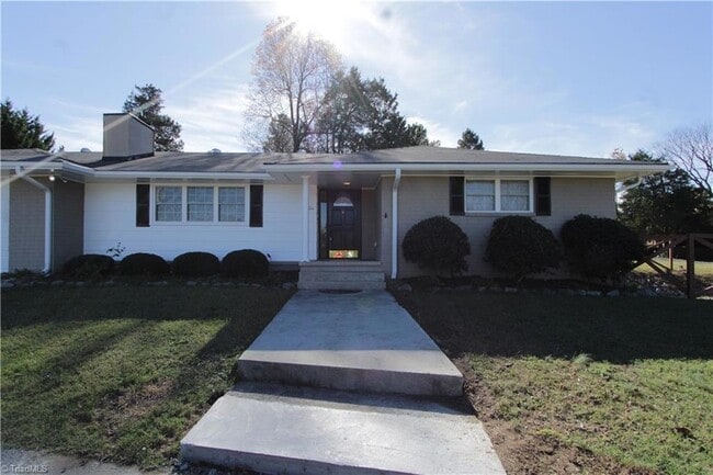 property at 711 Whittier Ave