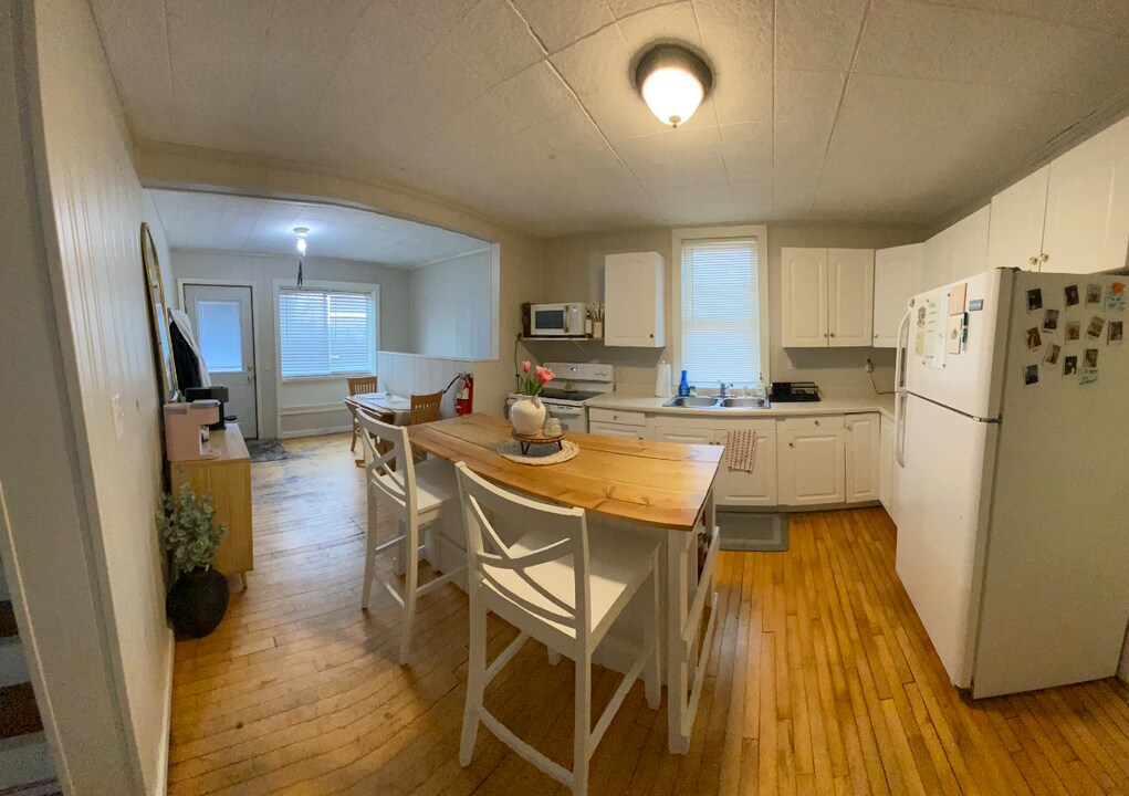 1012 16th St N in Fargo, ND - Building Photo