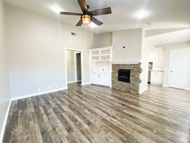 18 Vía Esperanza in Rancho Santa Margarita, CA - Building Photo - Building Photo