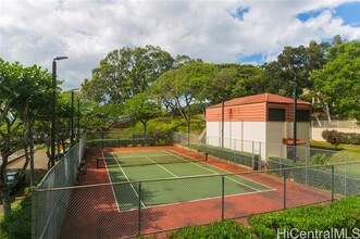 3138 Waialae Ave in Honolulu, HI - Building Photo - Building Photo