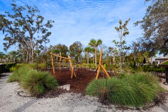 15161 Shady Palms Ln in Nokomis, FL - Building Photo - Building Photo