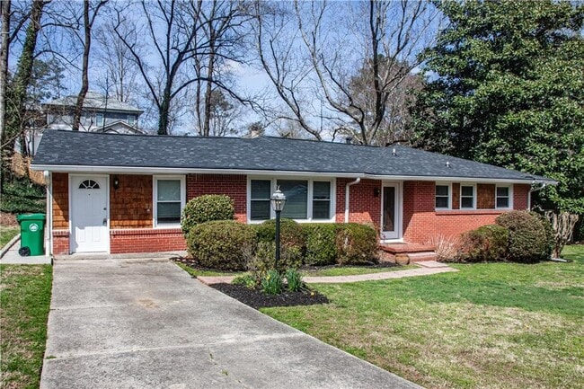 2310 Poplar Springs Dr NE