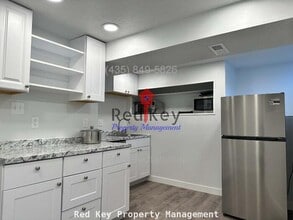 144 S 3rd St in Tooele, UT - Building Photo - Building Photo