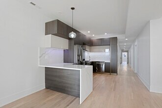 7731 N Eastlake Terrace in Chicago, IL - Building Photo - Building Photo