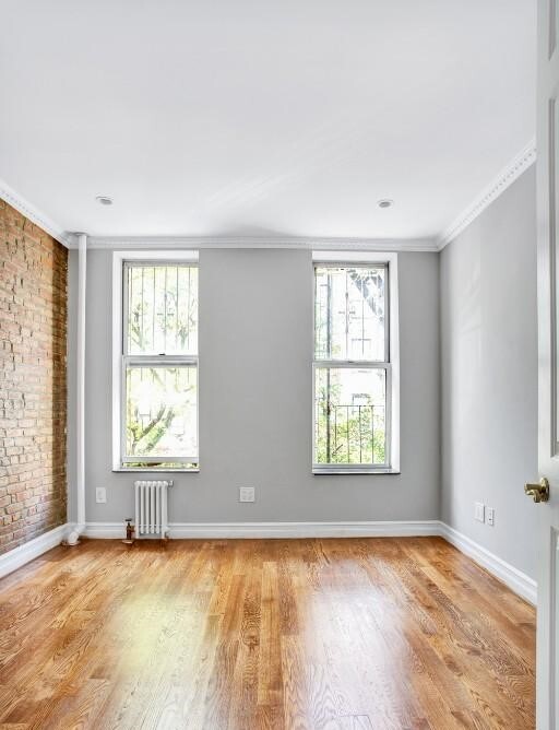 property at 279 E 10th St